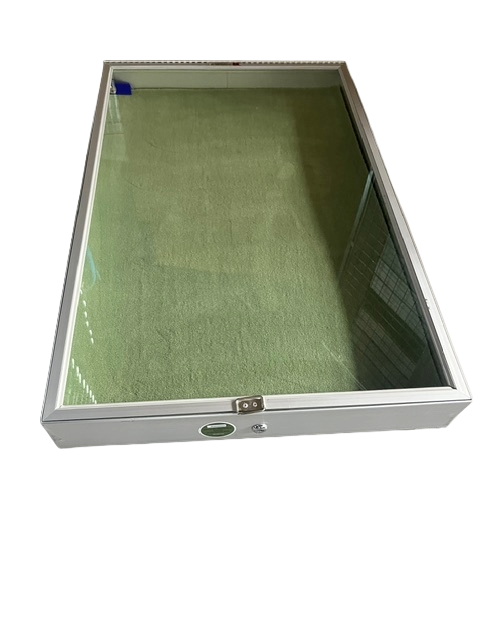 Vitrine 8B